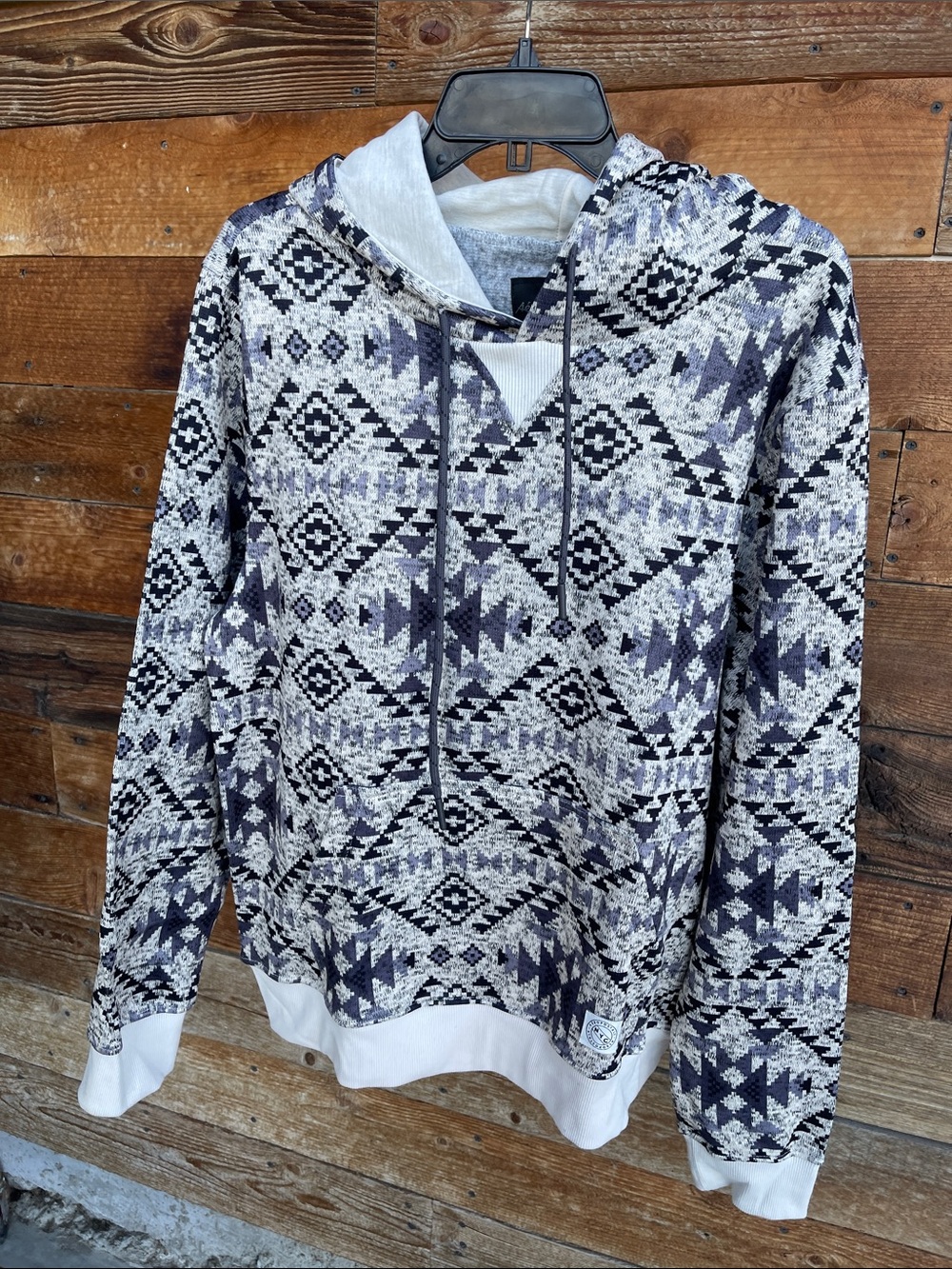 NWT Aeropostale Men’s Large Aztec Fleece Hoodie Pullover Gray Southwestern
